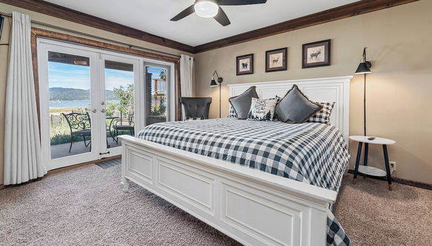 Grand Lakefront Escape - Foto 3, Habitación