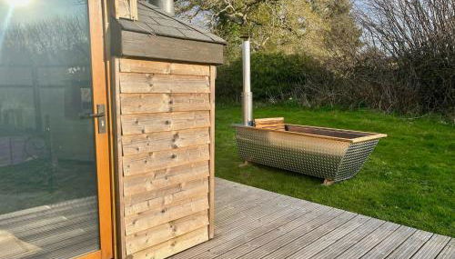 Lower Marsh Farm Glamping - Photo 3