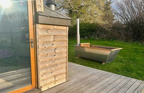 Lower Marsh Farm Glamping - Photo 3