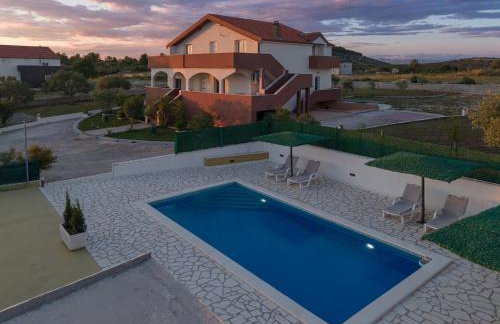 Villa Luka - Foto 1