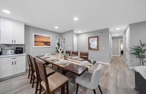 Entire Private Home with 3 Bedrooms 2 Bathrooms, Hot Tub, Garage, King Bed, Available Now - Foto 34