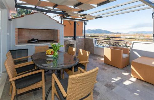 3 Bedroom Awesome Home In Mliniste - Foto 3