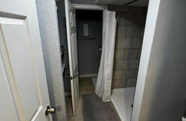 Tuscany 2900 - Classic Italian Style 3BR w Parking near Airport - Foto 22