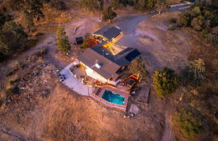 4000 SF, 20 Acre Gated Luxe Estate, Game Room, Pano View, Pool, Spa - Foto 11