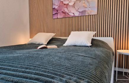 geräumige, moderne Ferienwohnung mit PKW- und Fahrradstellplatz - FeWo Nordland - Photo 1