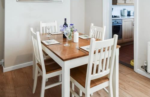 New Street Cottage - Photo 8