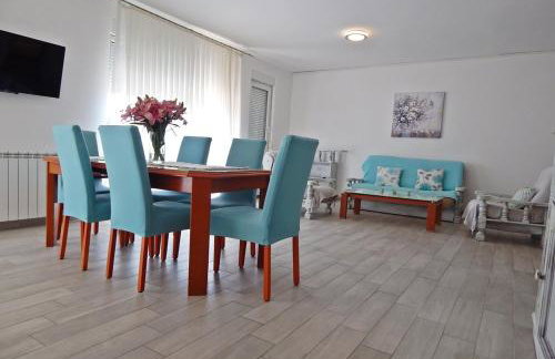 Apartments Katarina with swimming pool - Photo 42