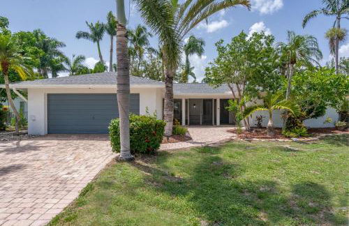 Serene Pool & Spa Home near Beaches & Downtown - Foto 25