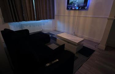 Jayten properties 3 bedroom home - Foto 9