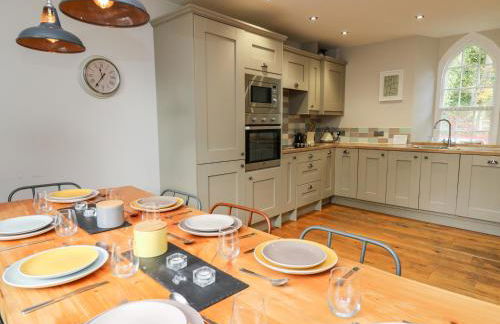 Upper Vestry - Photo 9