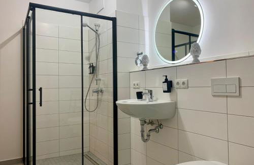 TT Living Apartment Schwarzenbek I 2 Zimmer I 4 Betten I Balkon I TG-Stellplatz - Foto 20