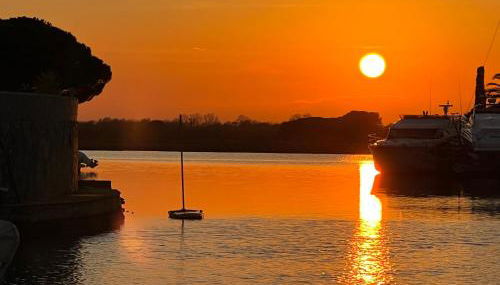 BLAU Apartamento frente a los canales y las puestas de sol de Roses - Foto 4
