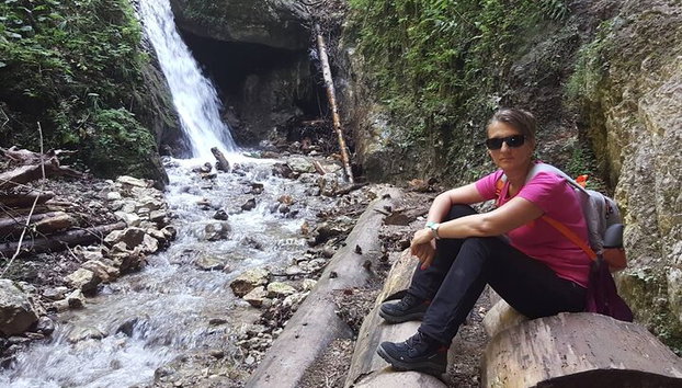 Escalade à travers le canyon, tyrolienne et randonnée dans les Carpates - Photo 2