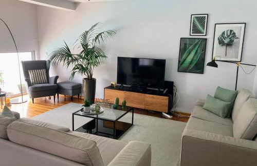 Oliveira House - Photo 1