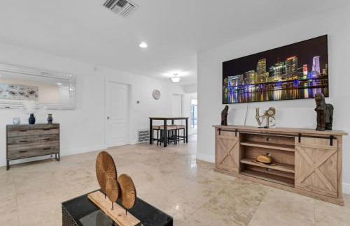 Stunning Hollywood Pool Home - Foto 12