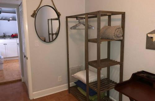 Overlooking Downtown Dunedin Two Bedroom apartment NO KIDS, NO PETS - Foto 5