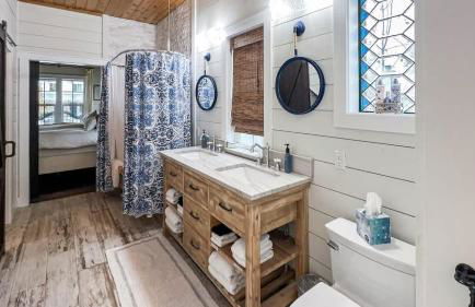 Picket Fences - Great Downtown Location - Foto 19