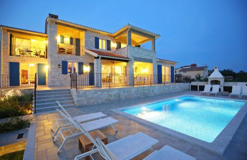 Villa Babudri near Poreč for 10 people with jacuzzi & spa - Foto 1