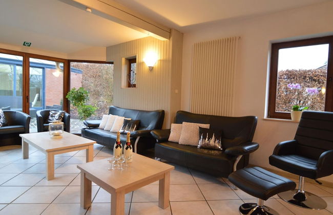 Holiday Home in Waimes With Pool & Sauna - Foto 15