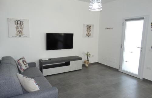 Villa Milicia - New Private Villa near Palermo and Cefalù with Pool, Sea View Terrace, Playground and Large Parking - Foto 36