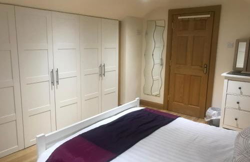 Dungannon 2 Bed Bungalow - Sleeps 5 - Pet Friendly - Foto 23