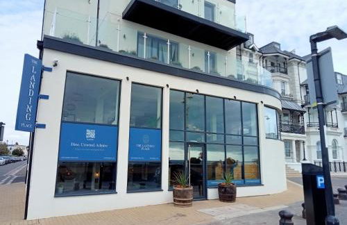 Glorious Duplex Holiday Apartment By The Sea - Photo 34