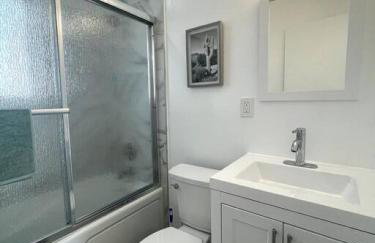 Modern Studio W Parking 10 min to FLL and Beach - Foto 5