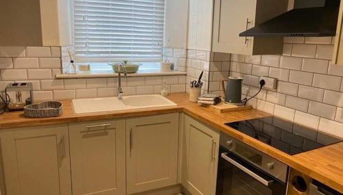 Little House - Photo 4