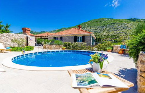 Beautiful Home In Gromaca With Wifi - Photo 9