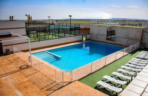 Casa Rural El Abuelo Mauri en Toledo ,finca privada sin vecinos, piscina y total libertad - Photo 3