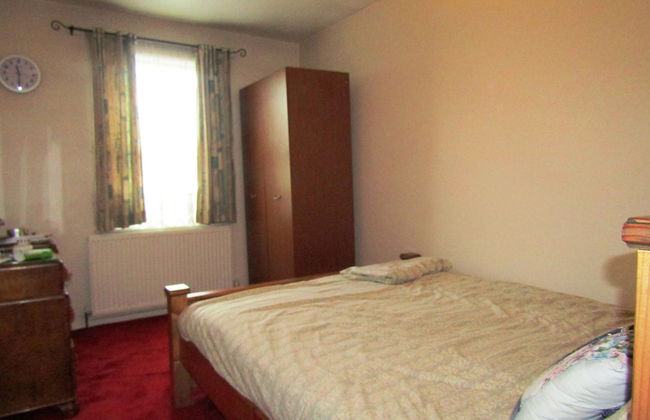 House with a garden in Arnos Grove - Foto 5