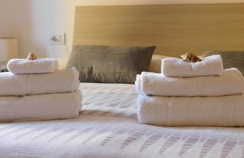 La Marina Apartment with Pool - Foto 10