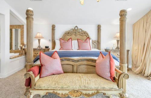 Lakefront 3BR w Balconies Near French Qtr - Foto 34