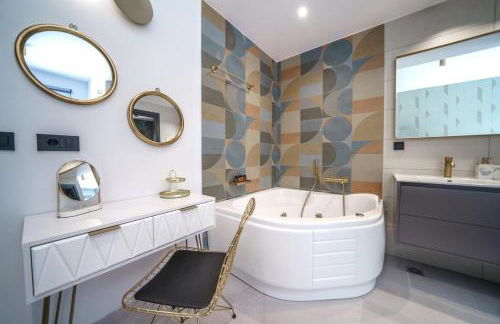 Naval villa-Panoramic villa with heated pool on the roof - Photo 22