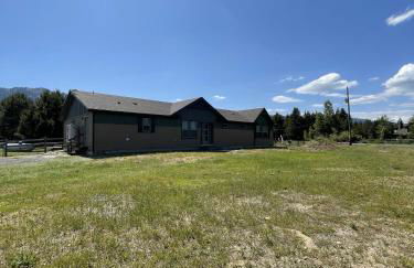 New! Grand Manor - Close to Tamarack and Lake Cascade - Pet friendly - fenced yard - trailer parking - Foto 33