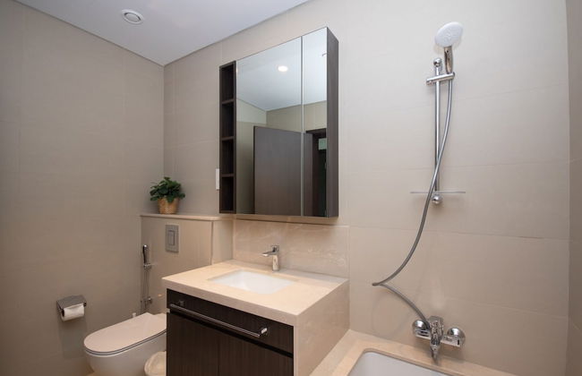 Luxurious Downtown Views With Dubai Mall Access - Photo 19