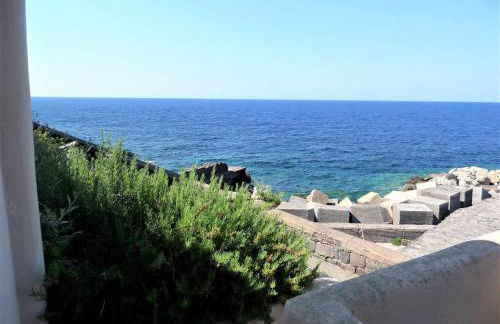 Casa Lemon - on the Scalo Galera port in Malfa - Foto 2