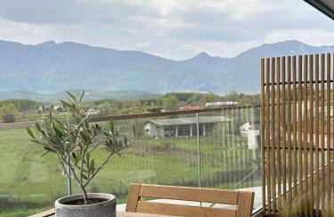 On the Edge - Suites & Apartments - Photo 19