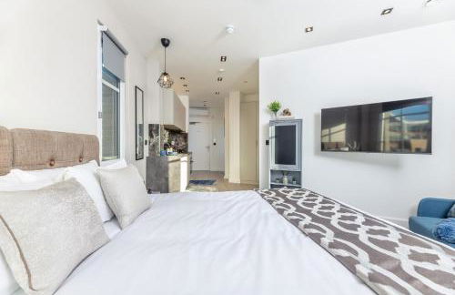 Diff-Rent Studios with gym & Fast Access to Central London & Wembley - Photo 57