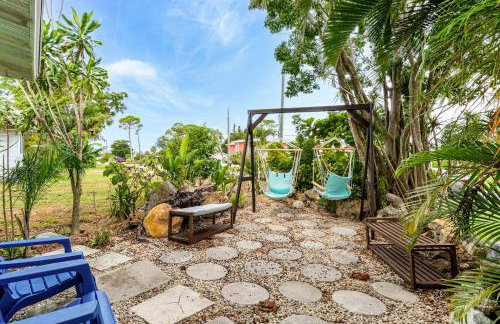 Lemon Bay Hideaway, Retro Beach Bungalow - Foto 20