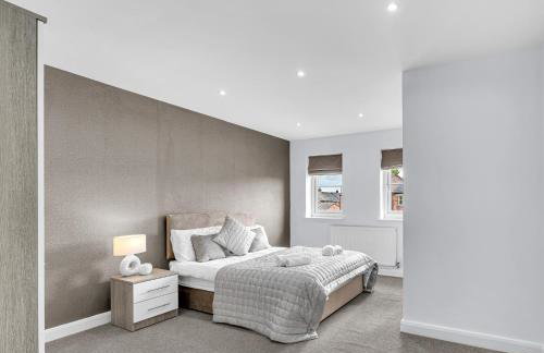 Brook Meadow House, 4 bed house, Manchester - Foto 1