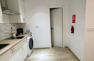 Los Mellis - María Zambrano Estación de Tren & Bus - Photo 5