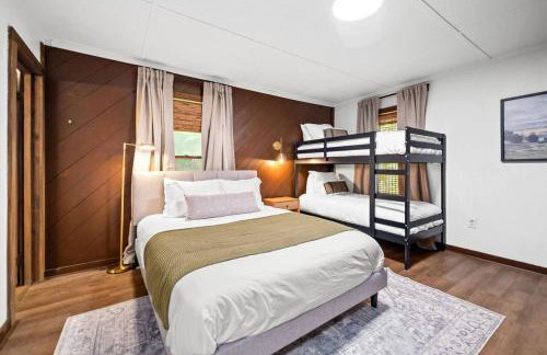 13min Summersville Lake | HotTub | FirePit | Quiet - Foto 46