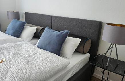 CASA8070 - Exklusive große Maisonette-Wohnung 91 qm für Familien, Gruppen, Geschäftsreisende, inklusive Parkplatz, WLAN, Kaffee und Tee, voll ausgestattet für 1 bis 9 Personen, zentrumsnah an der Autobahn A9 Ingolstadt-Süd - Photo 57