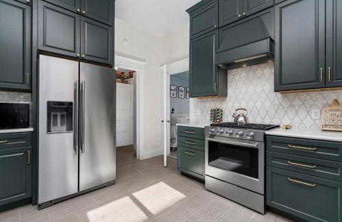 The Wild Peony Walk to Old Town FC and CSU Campus - Foto 10