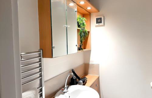 2ndHomeStays- Bilston- Contractors Friendly Townhouse - Foto 18