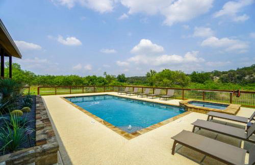 Large Luxury Blanco Riverfront Home with Pool - Foto 32