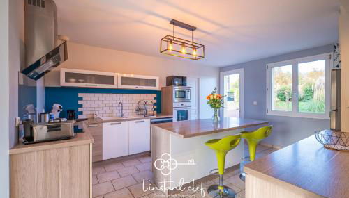 Cœur de Sarthe - Maison 20pers - Balnéo - BBQ - Photo 3, stove, dishwasher