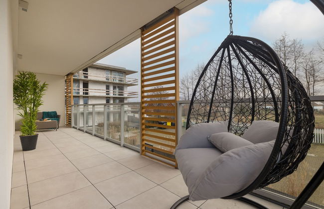 Coast Apartment With Balcony by Renters - Photo 33