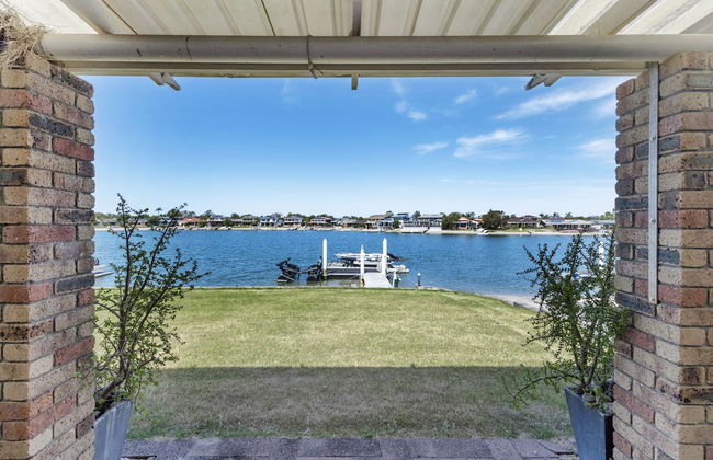 Family Tides - Photo 12